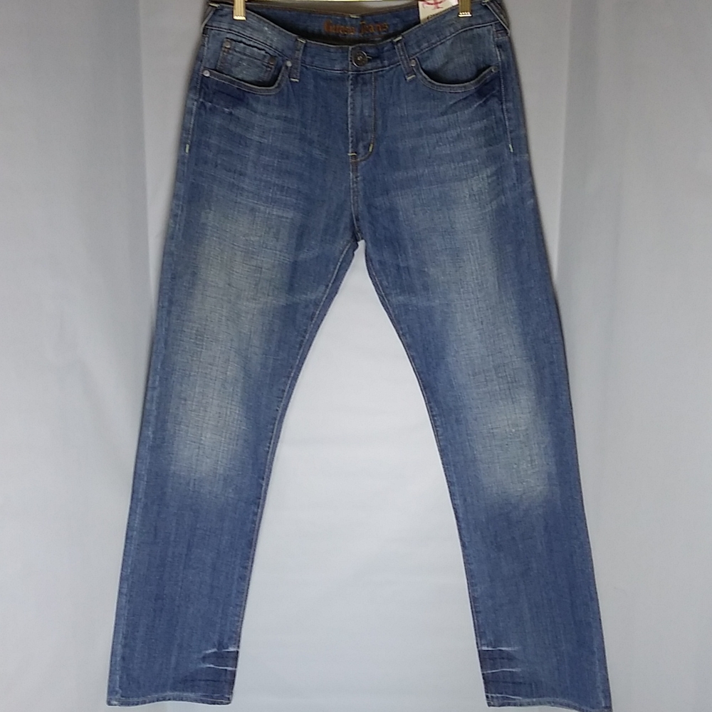 NWT Mens Guess Jeans Medium Wash Size 33 X 33